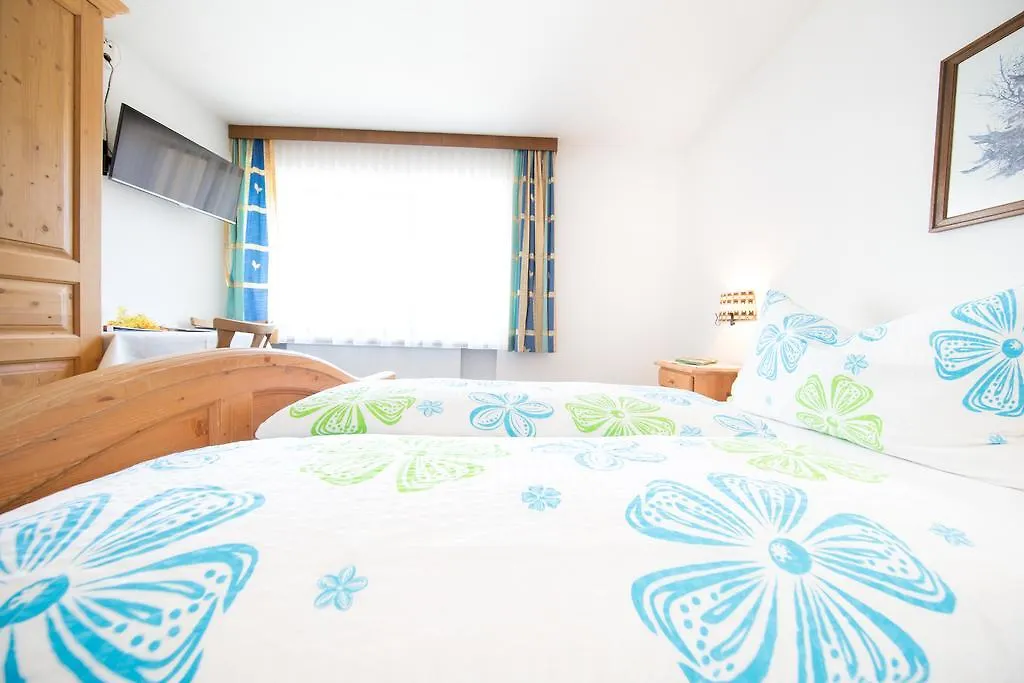 Pension Charly Solden Homestay